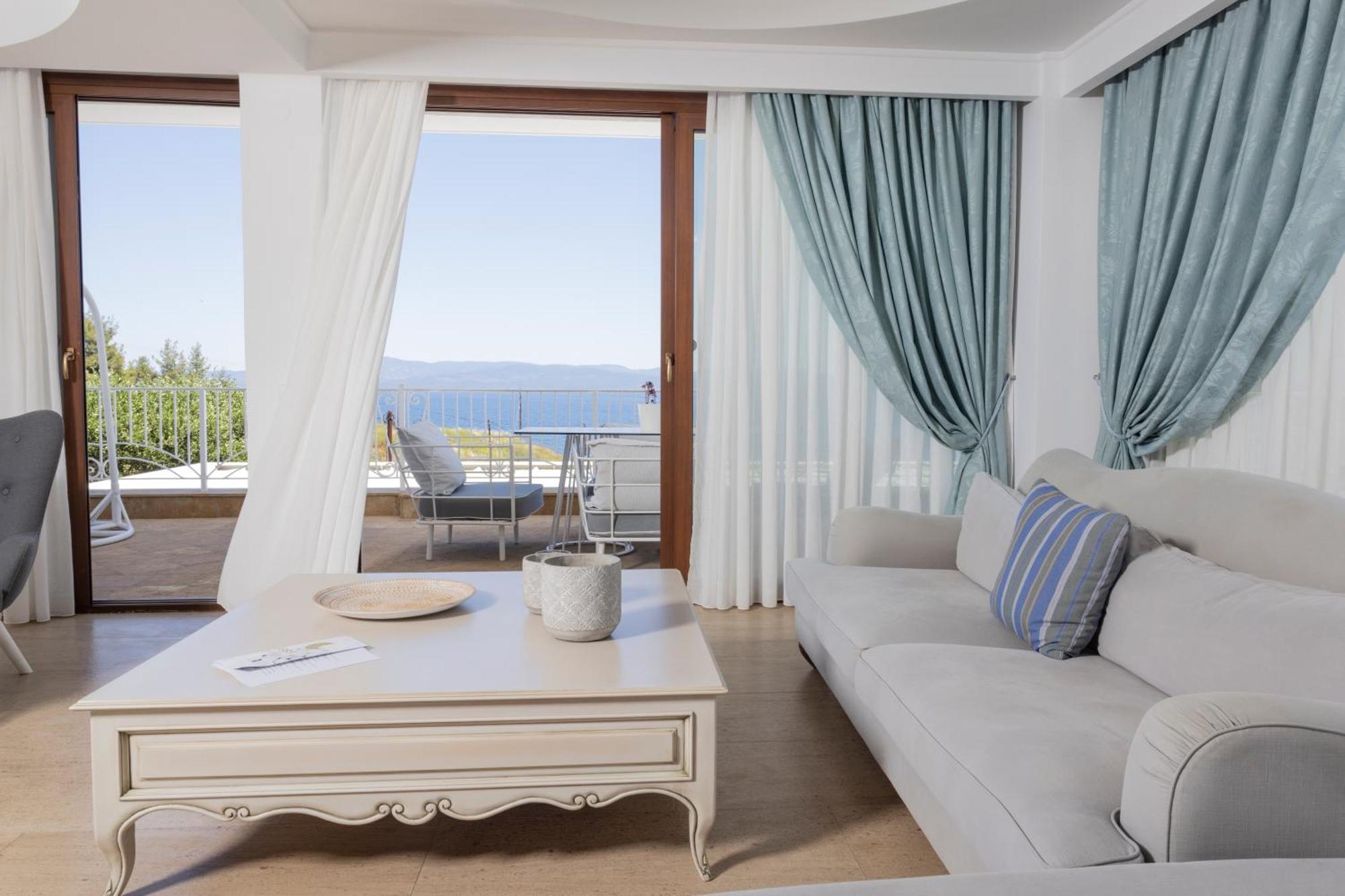 Villa D'Oro - Luxury Villas & Suites Paliouri Rum bild